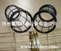 多接頭袋籠專為有空間局限的除塵器配件設(shè)計,其形式*常用的兩種為插接式多接頭袋籠和旋轉(zhuǎn)式多接頭袋籠,其表面處理與普通除塵袋籠一樣,也是有鍍鋅、噴塑和有機硅處理.